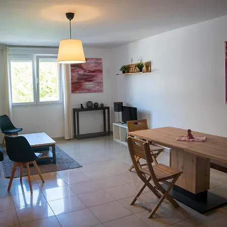 Spacieux Neudorf,