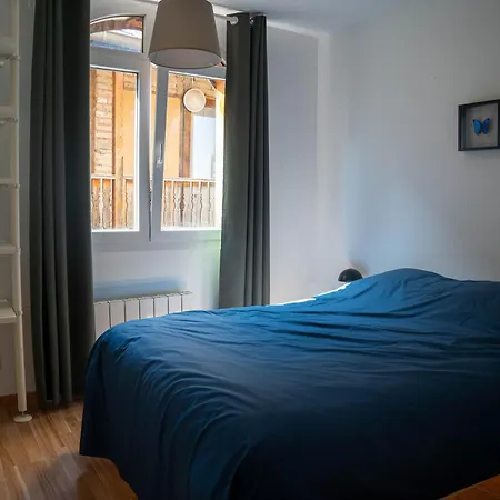 Spacieux Neudorf, *