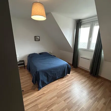 Spacieux Neudorf, * Strasbourg