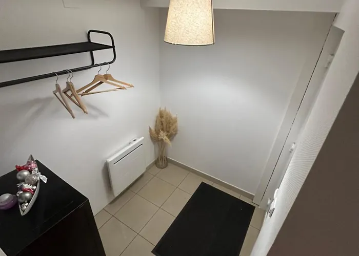 Spacieux Neudorf, * Strasbourg